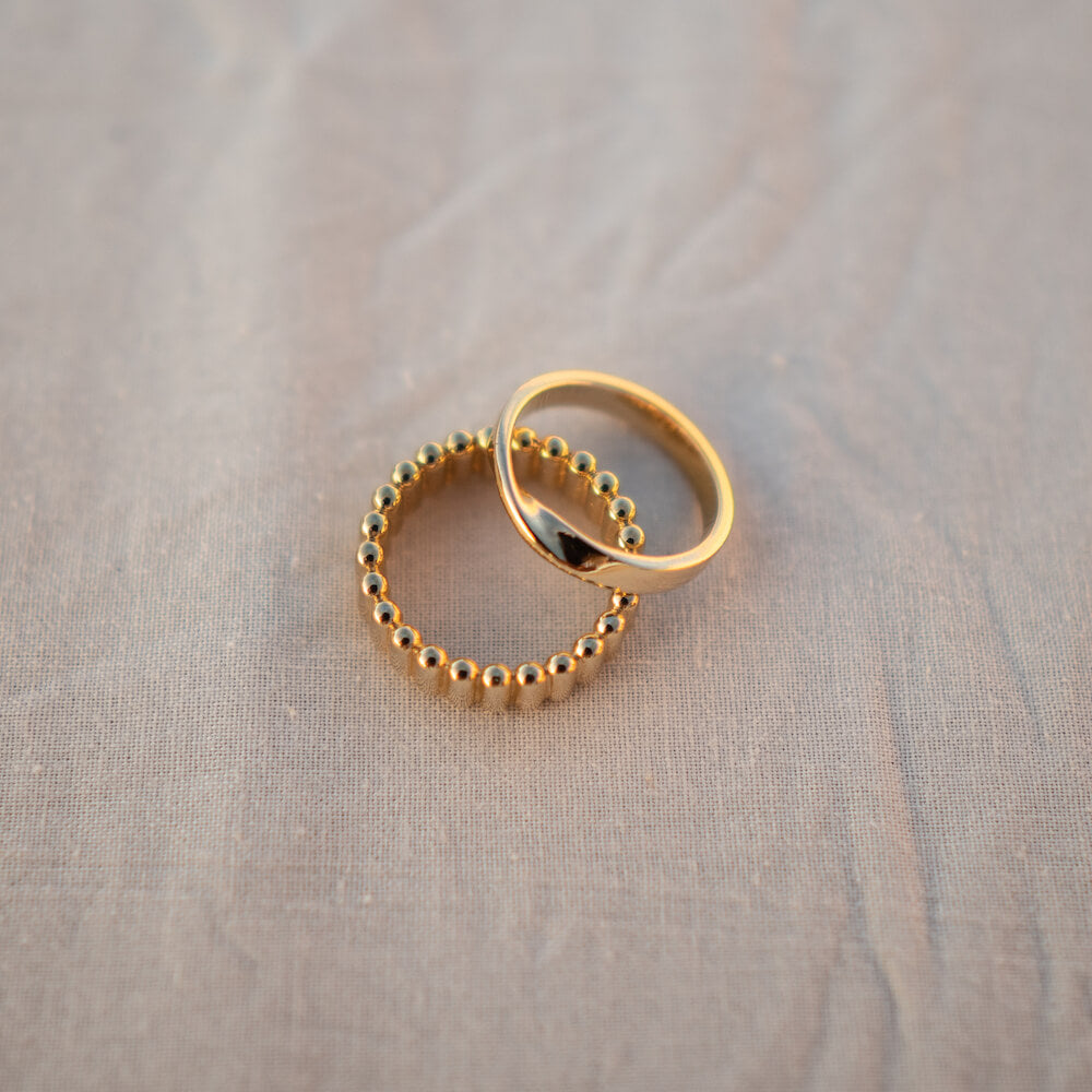 Mobius Ring Gold